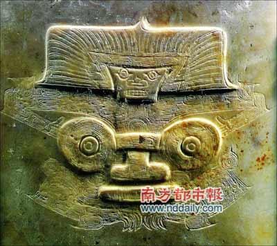 大量出現在良渚時期玉琮、玉鉞上的“神徽”圖像──“神人獸面紋”。它被認為是連接當時社會的紐帶。