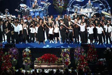 The Andrae & Sandra Crouch Youth Choir appear onstage to sing "We are the World/Heal the World" during the memorial service for Michael Jackson at the Staples Center in Los Angeles, California, July 7, 2009.(Xinhua Photo)