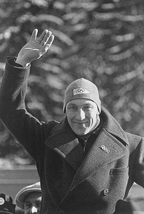 Garmisch-Partenkirchen, February 1936: Ivar BALLANGRUD from Norway, winner of the men's 500m, 5000m and 10,000m speed skating events, waves to the public. Credit : IOC Olympic Museum Collections