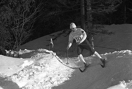 Grenoble, 7 February 1968. X Olympic Winter Games. Men's nordic skiing. Vyatcheslav VEDENIN of the Soviet Union, silver medallist in the 14th, in action. Credit: IOC Olympic Museum Collections