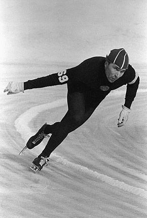 Squaw Valley, February 1960: the Soviet speed skater Evgenii GRISHIN in action during the VIII Olympic Winter Games. Evgenii GRISHIN won the 500m and 1500m events. Credit: IOC Olympic Museum Collections/RÜBELT Lothar