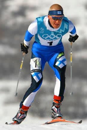 Soldier's Hollow in Heber City, 22 February 2002: Samppa LAJUNEN of Finland on his way to winning the gold in the men's 7.5km sprint nordic combined event during the Salt Lake City Winter Olympic Games. Credit: Getty Images/Robert Laberge