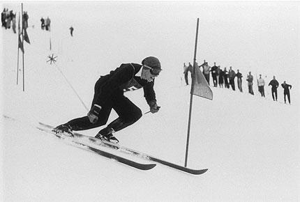 St. Moritz, 4 February 1948: Henri OREILLER of France in action in the alpine slalom combined during the V Olympic Winter Games. He went on to win the gold medal. Credit: IOC Olympic Museum Collections