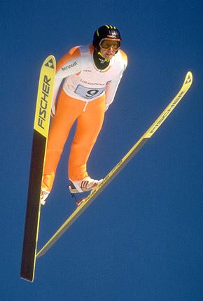 Lillehammer 22 February 1994, XVII Olympic Winter Games. 90m ski jumping event in Lysgaardsbakkene: Winner Jens WEISSFLOG of Germany, 1st, in action. Credit: Getty Images/BRUTY Simon