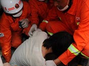 北川中學倖存學生被救出