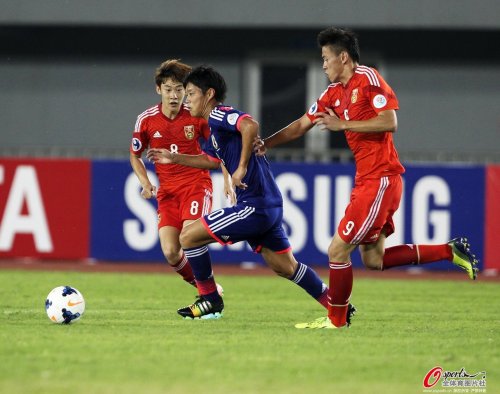 [高清組圖]亞青賽-韋世豪梅開二度 中國2-1勝日本