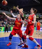[高清組圖]中國女籃大勝白俄羅斯晉級奧運正賽