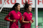 [高清組圖]中國女足訓練備戰 隊員未受失利影響