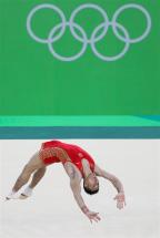 [高清組圖]奧運會中國體操男團順利晉級決賽