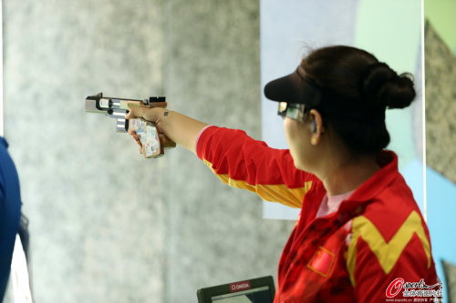 [高清組圖]女子25米手槍決賽張靖婧憾失獎牌