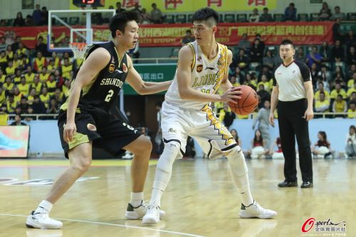 [高清組圖]CBA常規賽第六輪：山東險勝廣廈