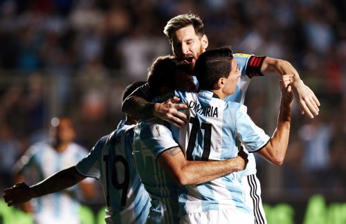 [高清組圖]世預賽-梅西1射2傳 阿根廷3-0哥倫比亞