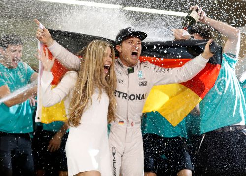 [高清組圖]羅斯伯格奪F1年度冠軍 小漢收官戰奪冠