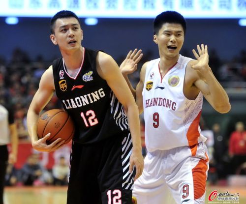 [高清組圖]CBA常規賽：山東險勝遼寧兩連勝