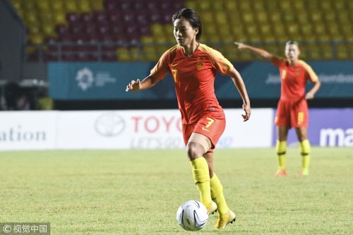 [高清組圖]王珊珊建功 女足1-0中國台北再進決賽