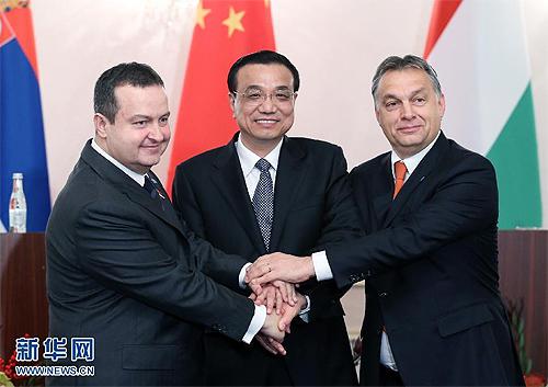 11月25日，中國國務院總理李克強在布加勒斯特分別會見匈牙利總理歐爾班