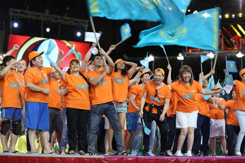 哈薩克斯坦隊獲得2015《城市之間》第二期冠軍