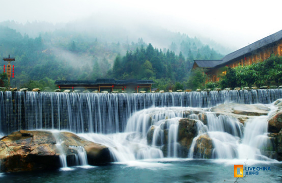 臥龍谷- 山水聖境、天然氧吧