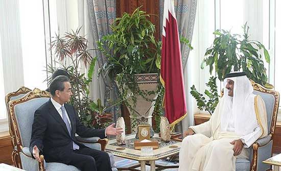 HH the Emir Sheikh Tamim bin Hamad Al-Thani on Wednesday met at his Emiri Diwan office with Foreign Minister of the People