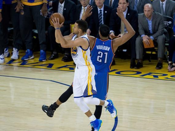 NBA Playoffs: Curry scores 31 to trail series 3-2