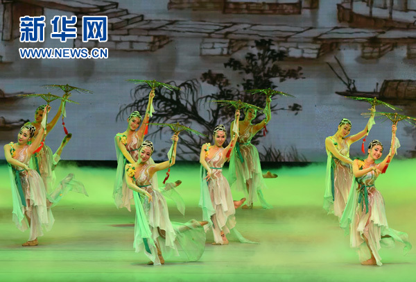 With a history of over 25-hundred years, the Beijing-Hangzhou Grand Canal is a man-made canal created centuries ago by the Chinese people. Now a Dance drama, "Meet the Grand Canal," paying tribute to the this man-made wonder, has debuted at the National Centre for the Performing Arts in Beijing, and is wrapping up it