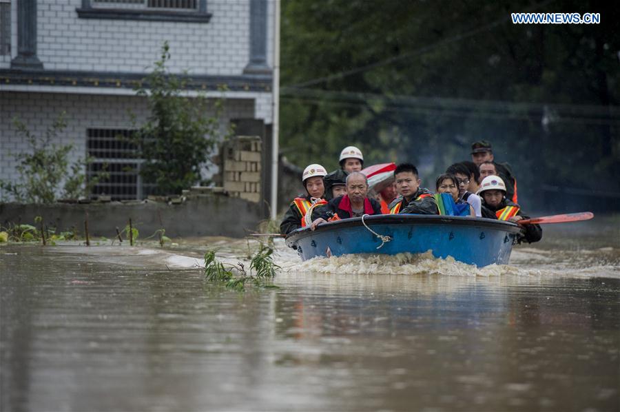 In this round of heavy rain, the precipitation in many cities in Hubei has reached record highs. More than 1,700 reservoirs are above flood control water level. 