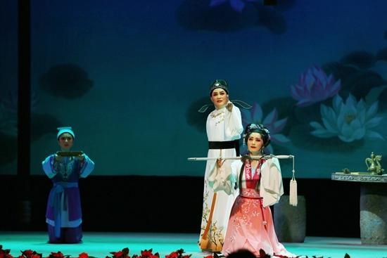 Old classic Yue opera gets modern makeover