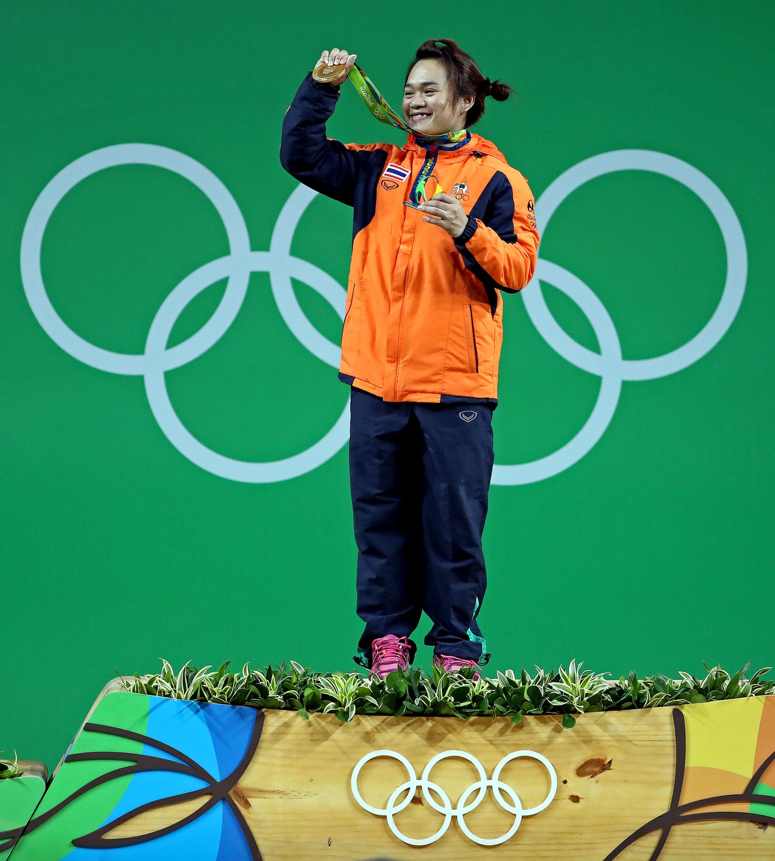 [高清組圖]女舉58公斤級泰國選手破奧運紀錄折桂
