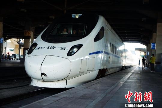 中國最北高鐵開通首年：突破“極寒”運送旅客超千萬