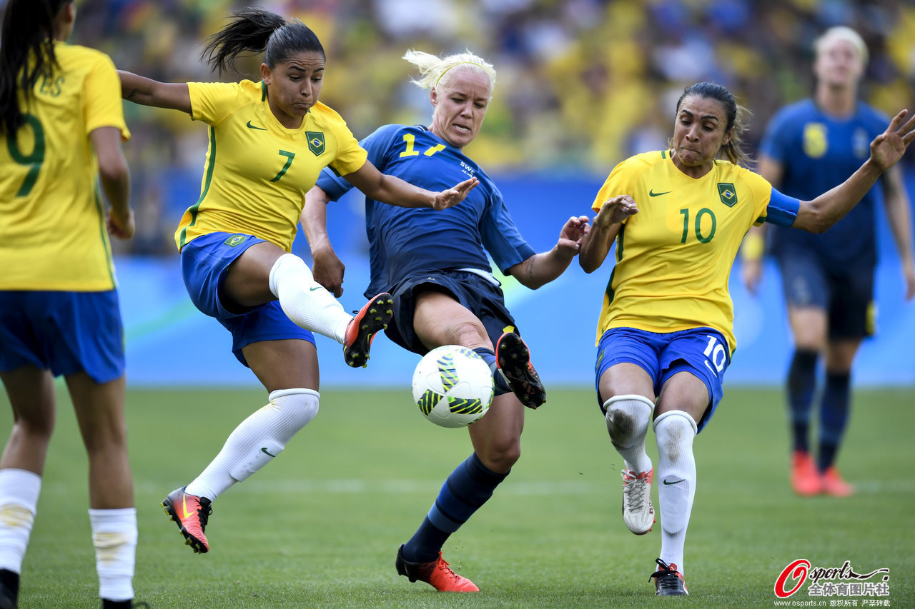 [高清組圖]巴西女足點球大戰負瑞典 無緣破魔咒