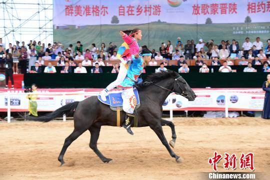 開幕式上的馬術表演