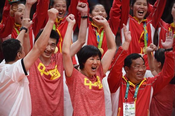 8月20日，中國隊在頒獎儀式上慶祝