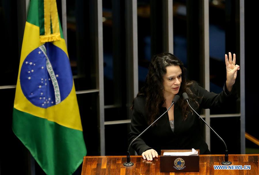 Últimos alegatos en contra y a favor de Dilma Rousseff en el Senado