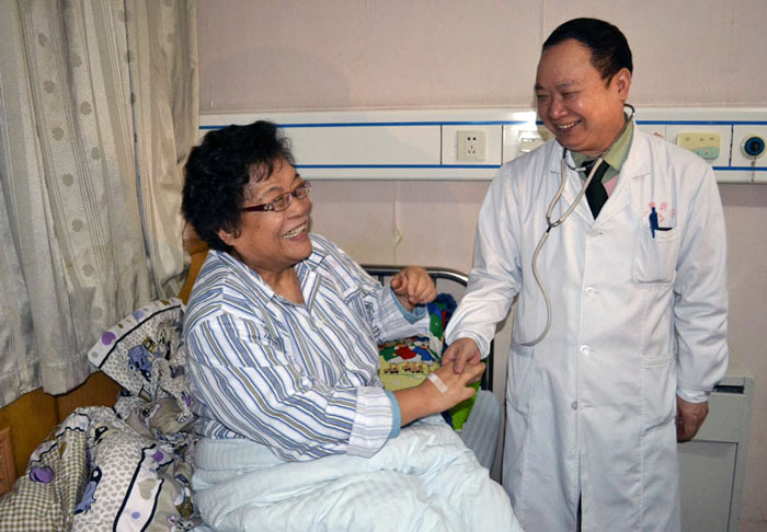 莊仕華與病人