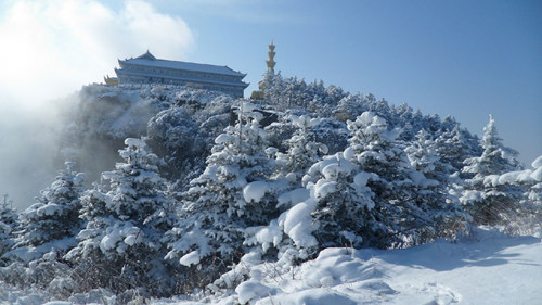 峨眉山