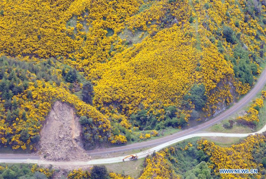 Aerial photo taken on Nov. 14, 2016 shows the damaged highway near the town of Kaikoura, on the northeast coast of the South Island, New Zealand. A severe earthquake rocked New Zealand