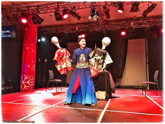 The timeless classic "Hamlet" rendered in the form of a traditional Chinese opera, it