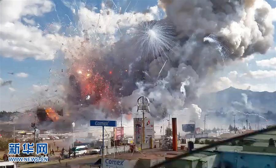 Al menos 33 muertos tras explosión en mercado de pirotecnia 