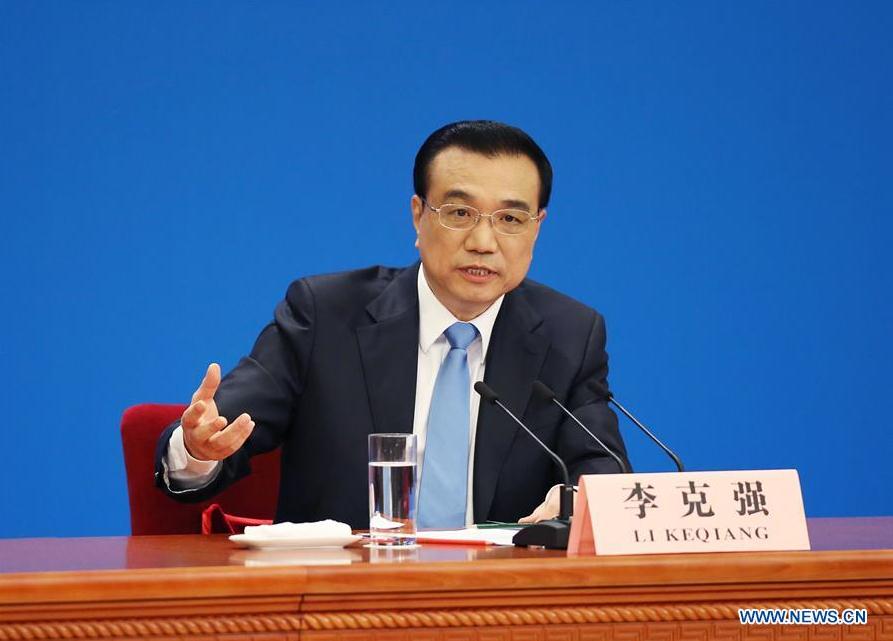 Chinese Premier Li Keqiang gives a press conference at the Great Hall of the People in Beijing, capital of China, March 15, 2017. (Xinhua/Jin Liwang)