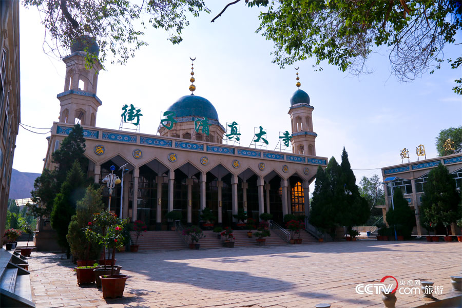 街子清真大寺是青海省的第二大古寺。攝影：沈潔