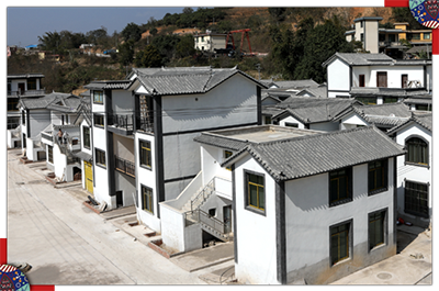 聯珠鎮一處移民搬遷點新建安居房，漂亮整潔。