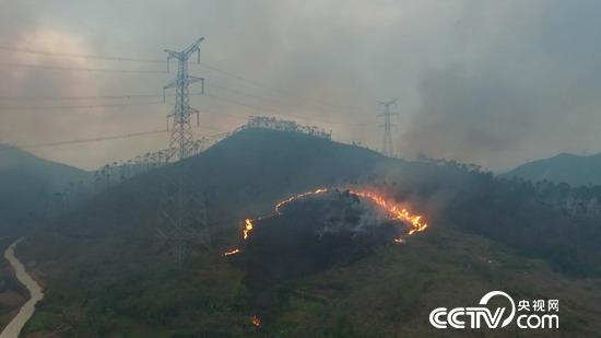 2018年4月3日，湖南永州地區發生山火，電網線路面臨非常危險的形勢