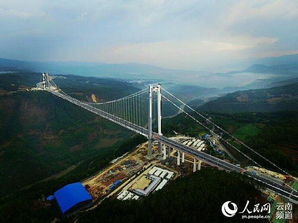 Longjiang Bridge, located in southwest China