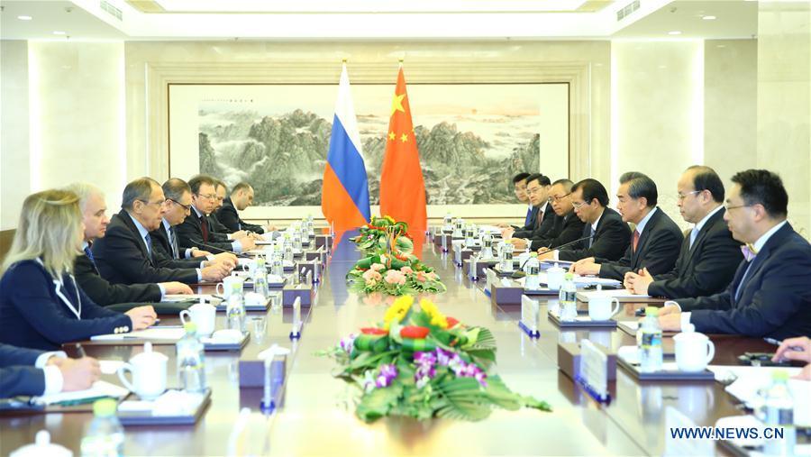 BEIJING, April 29, 2016 (Xinhua) -- Chinese Foreign Minister Wang Yi (3rd R) holds talks with Russian Foreign Minister Sergey Lavrov (3rd L) in Beijing, capital of China, April 29, 2016. (Xinhua/Ding Haitao)