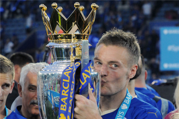 Leicester celebrate title with 3-1 win over Everton