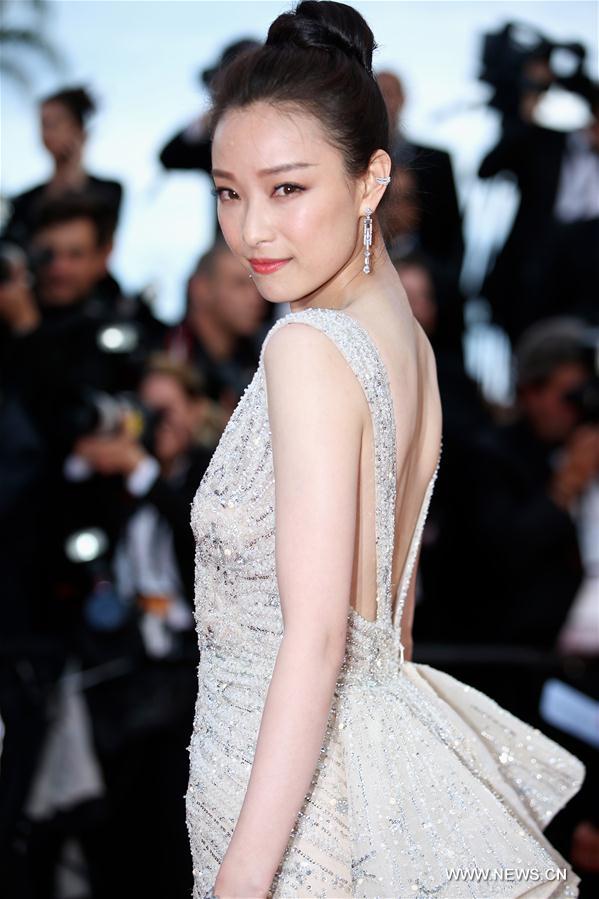 CANNES, May 11, 2011 (Xinhua) -- Chinese actress Ni Ni poses on the red carpet before the opening of the 69th Cannes Film Festival in Cannes, France, on May 11, 2016. The 69th Cannes Film Festival will be held from May 11 to 22. (Xinhua/Jin Yu)