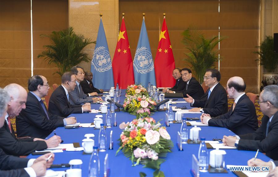 Chinese Premier Li Keqiang (3rd R) meets with UN Secretary-general Ban Ki-moon in Beijing, capital of China, July 8, 2016.