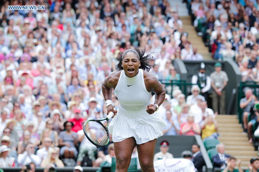 LONDON, July 9, 2016 (Xinhua) -- Serena Williams of the United States celebrates during the women