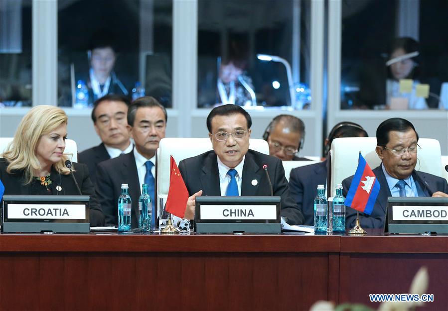 ULAN BATOR, July 15, 2016 (Xinhua) -- Chinese Premier Li Keqiang (C, front) delivers a speech during the 11th Asia-Europe Meeting (ASEM) Summit in Ulan Bator, Mongolia, July 15, 2016.(Xinhua/Ma Zhancheng)