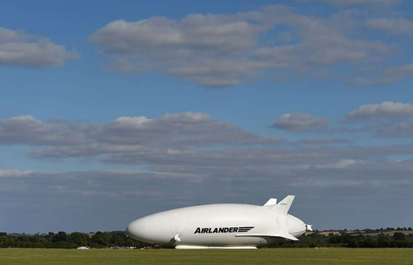 Maiden flight of Airlander 10 postponed